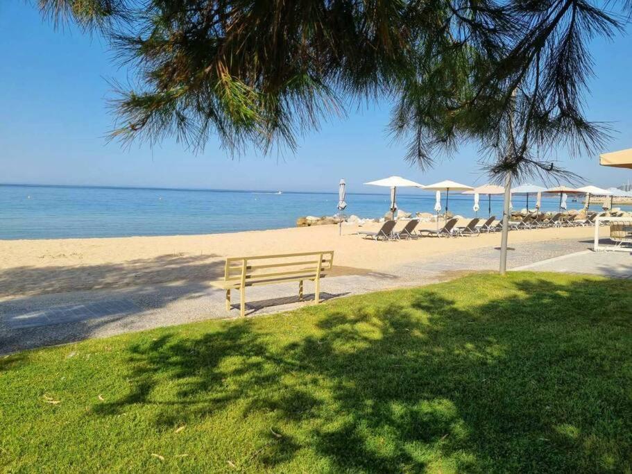 Our Home-Fully Renovated Apartments And Studios By The Sea 尼基季 外观 照片