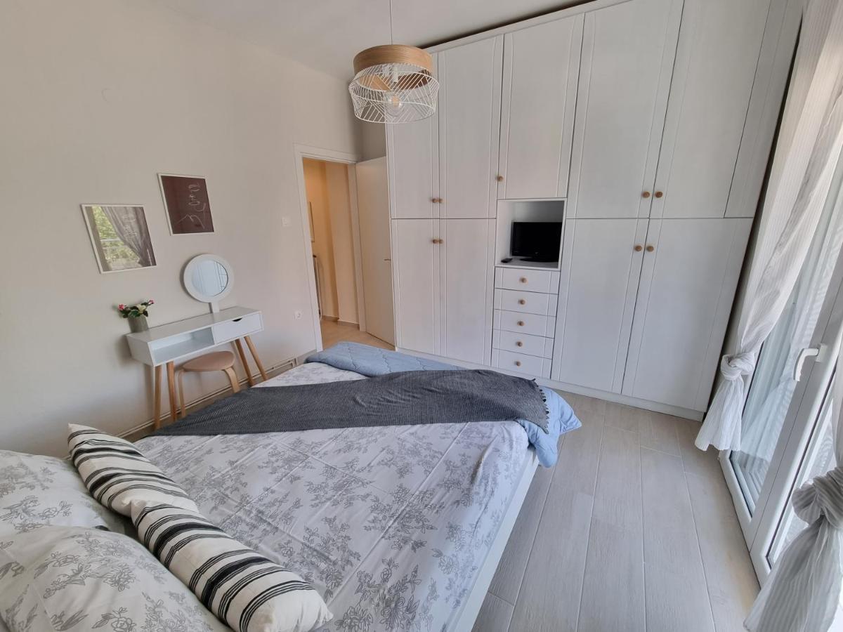 Our Home-Fully Renovated Apartments And Studios By The Sea 尼基季 外观 照片