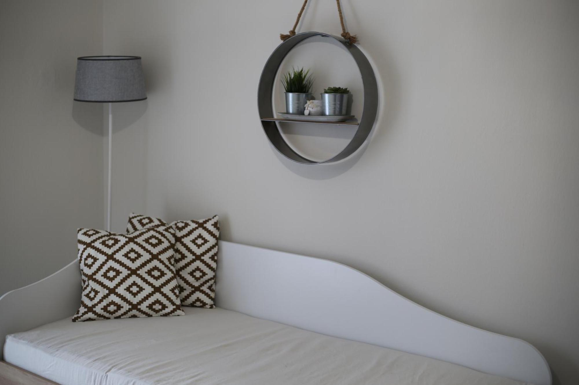 Our Home-Fully Renovated Apartments And Studios By The Sea 尼基季 外观 照片